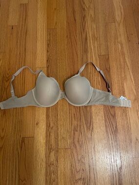 Smooth Everyday T-Shirt Bra in Nude